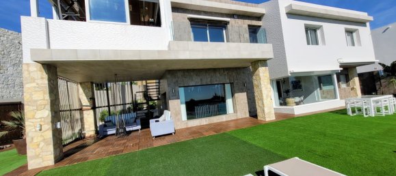 Villa de 4 dormitorios en Málaga, Spain No. 45492 4