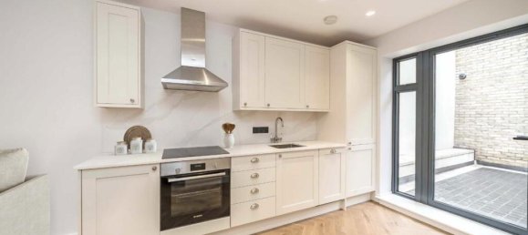 1 bedroom Maisonette in Ealing, United Kingdom No. 5780 3