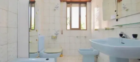 Casa de 5 dormitorios en Dúrcal, Spain No. 179901 37