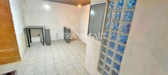 Loja em Birkirkara, Malta N.º 13367 7