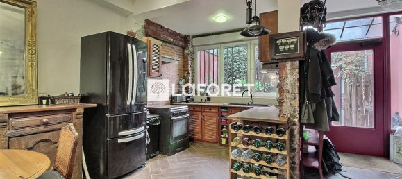 5 bedrooms House in Montreuil, France No. 169769 3