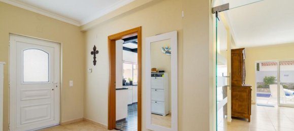 4 bedrooms Villa in Lagoa, Portugal No. 7532 3