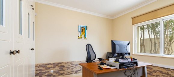 4 bedrooms Villa in Lagoa, Portugal No. 7532 10