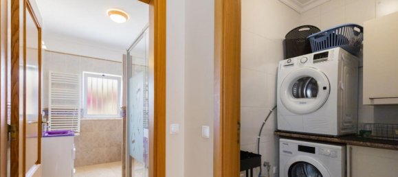 4 bedrooms Villa in Lagoa, Portugal No. 7532 12