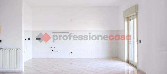 4 bedrooms Apartment in Pace del Mela, Italy No. 325089 8