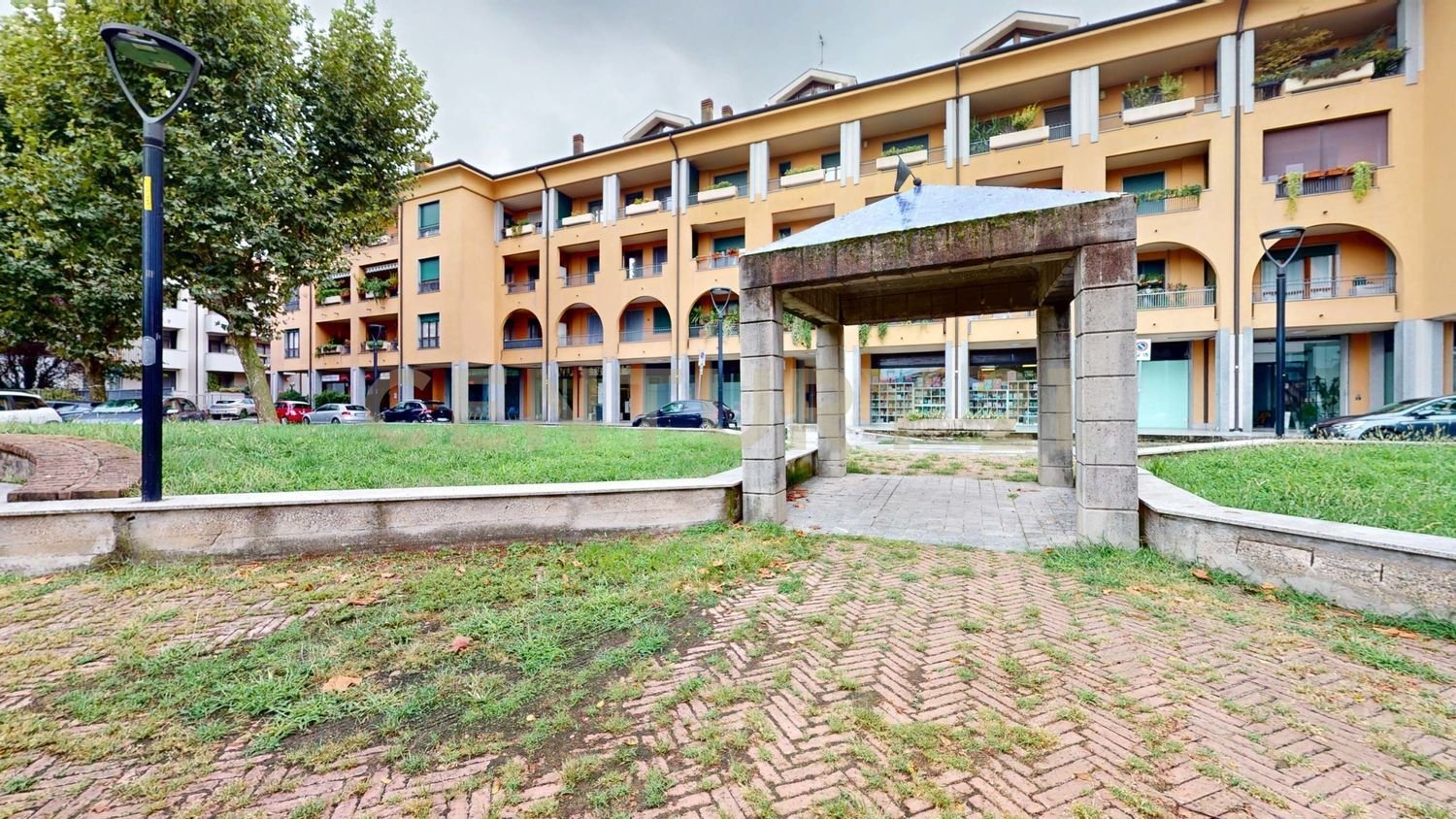 3-salle Appartement à Vanzago, Italy No. 339026