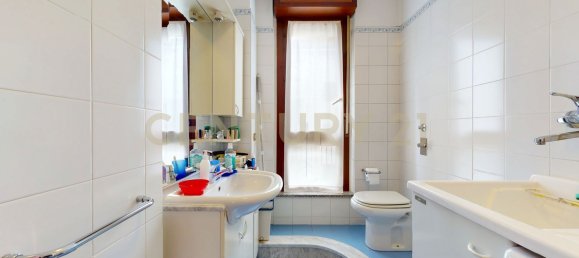 3-salle Appartement à Vanzago, Italy No. 339026 18