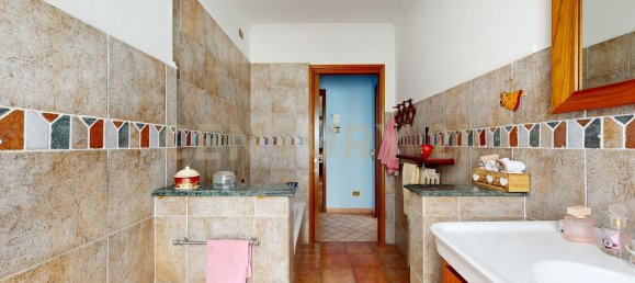 3-salle Appartement à Vanzago, Italy No. 339026 20