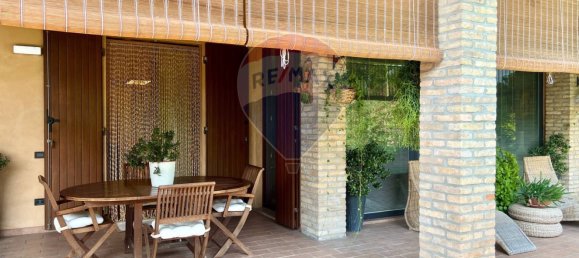 8 rooms House in Volongo, Italy No. 207869 13