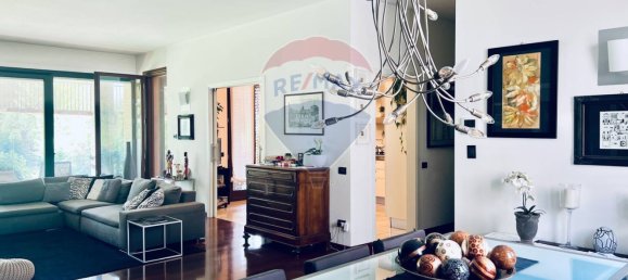 8 rooms House in Volongo, Italy No. 207869 8