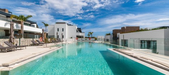 2 Schlafzimmer Doppelhaus in Marbella, Spain, Nr. 147111 25