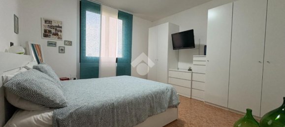 Квартира с 3 комнатами в Будрио, Италия № 232135 17