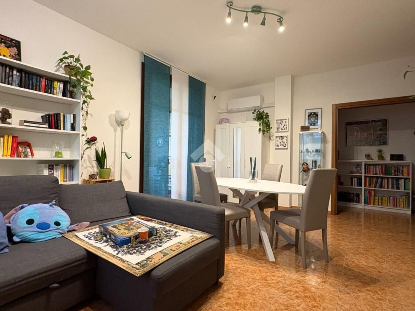 Квартира с 3 комнатами в Будрио, Италия № 232135