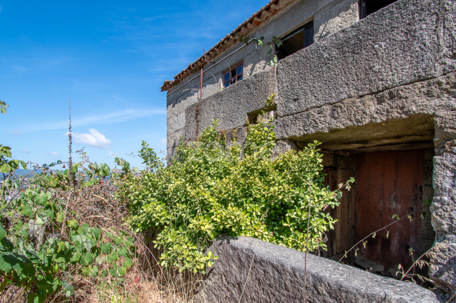 Casa de 3 dormitorios en Marco de Canaveses, Portugal No. 295606