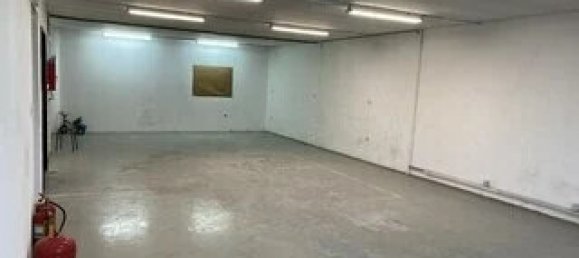 896m² Maisonette in Peristeri, Greece No. 55074 7