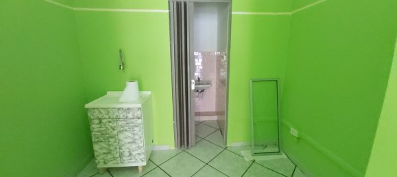2 rooms Commercial property in Brindisi, Italy No. 129426 5