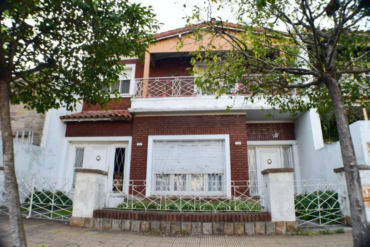 3 chambres Maison à Moron, Argentina No. 779