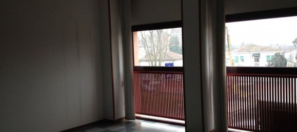 80m² Office in Badia Polesine, Italy No. 159317 3