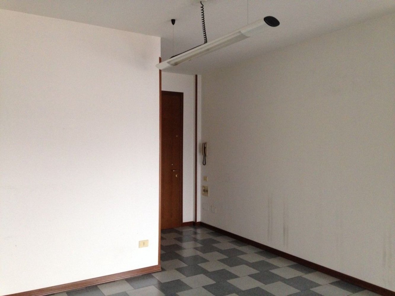 80m² Office in Badia Polesine, Italy No. 159317