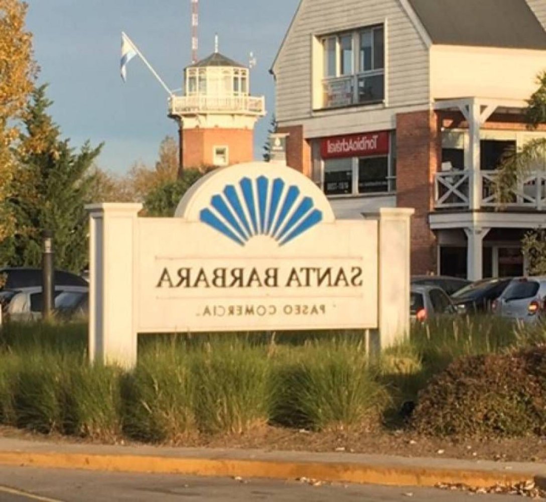 30m² Office in Tigre, Argentina No. 23356