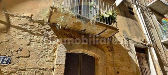 Casa de 2 dormitorios en Caltagirone, Italy No. 125043 14