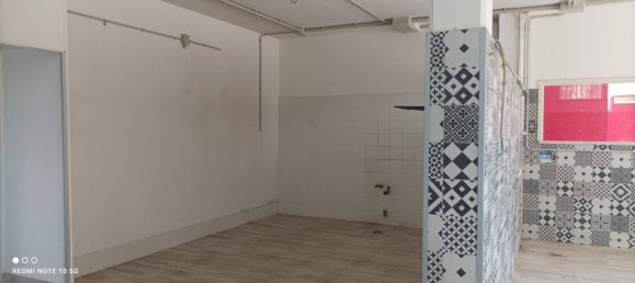 3-Zimmer Gewerbliche Immobilie in Deruta, Italy, Nr. 353388 8