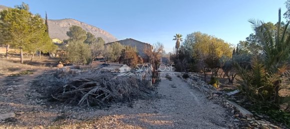 4 غرف نوم منزل في Hondon De Las Nieves, Spain رقم 90041 9