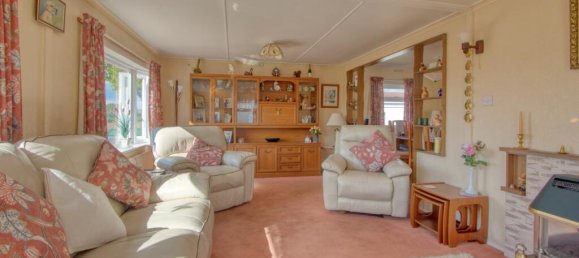 Парковка с 2 спальнями в Тонтон, Великобритания № 13755 3