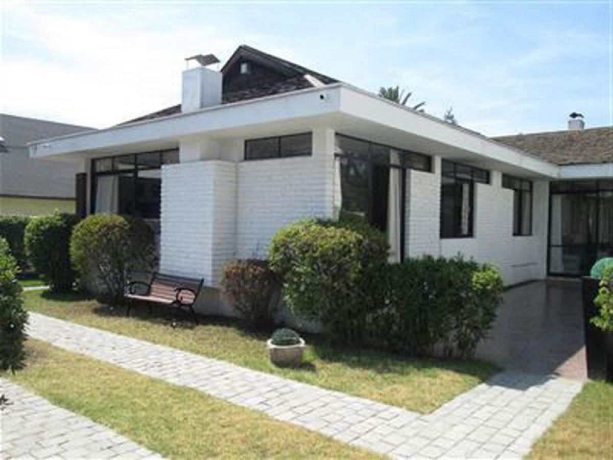 3 bedrooms House in Santiago, Chile No. 5548