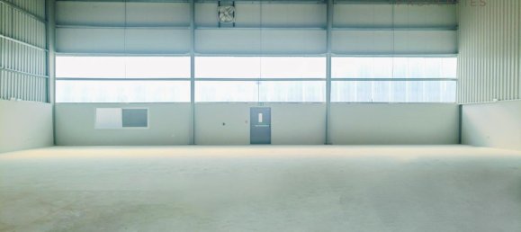 1515m² Warehouse in Dubai, UAE No. 41616 5
