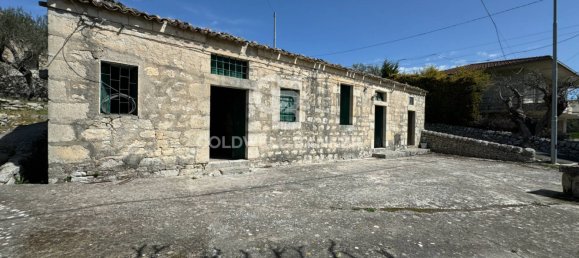 2 bedrooms House in Modica, Italy No. 135884 18