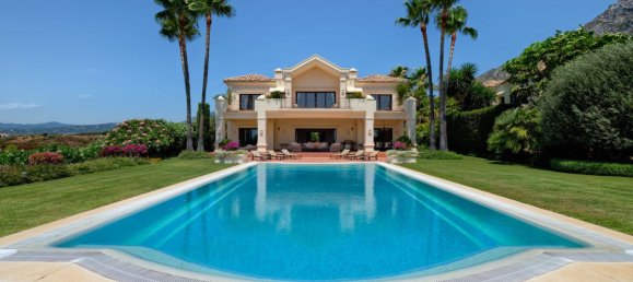5 bedrooms Villa in Marbella Golden Mile, Spain No. 2964 11
