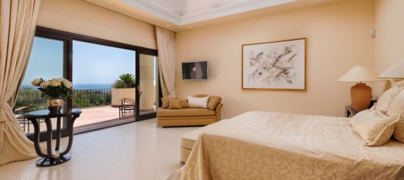 5 bedrooms Villa in Marbella Golden Mile, Spain No. 2964 25