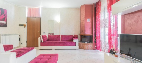 Квартира с 3 спальнями в Медзаго, Италия № 362185 11