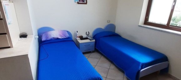 6 rooms House in Carrara, Italy No. 48145 26