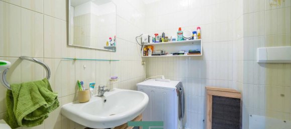 2 rooms Apartment in Brezzo di Bedero, Italy No. 130512 3