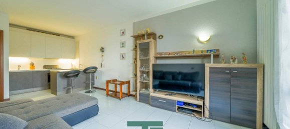 2 rooms Apartment in Brezzo di Bedero, Italy No. 130512 19