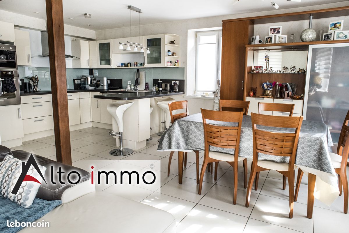 Квартира с 3 спальнями в Берстет, Франция № 154637