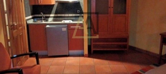 Casa de 6 dormitorios en Santa Cristina de la Polvorosa, Spain No. 78677 26