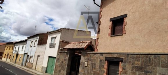 Casa de 6 dormitorios en Santa Cristina de la Polvorosa, Spain No. 78677 6