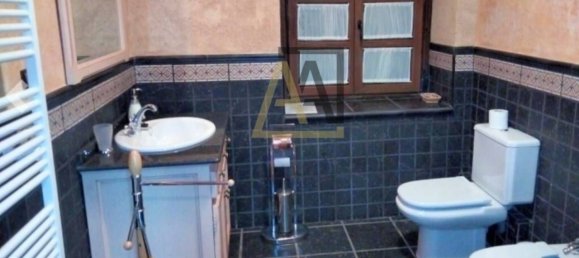 Casa de 6 dormitorios en Santa Cristina de la Polvorosa, Spain No. 78677 27