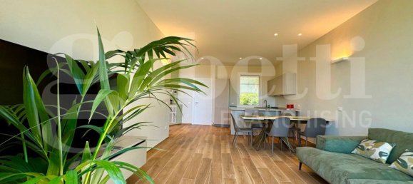 5 bedrooms Penthouse in Padenghe sul Garda, Italy No. 360852 5