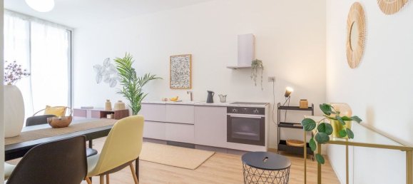 3 bedrooms Apartment in Milan, Italy No. 357805 3