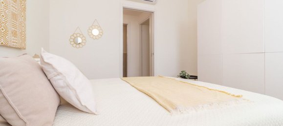 3 bedrooms Apartment in Milan, Italy No. 357805 15