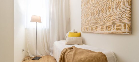 3 bedrooms Apartment in Milan, Italy No. 357805 22