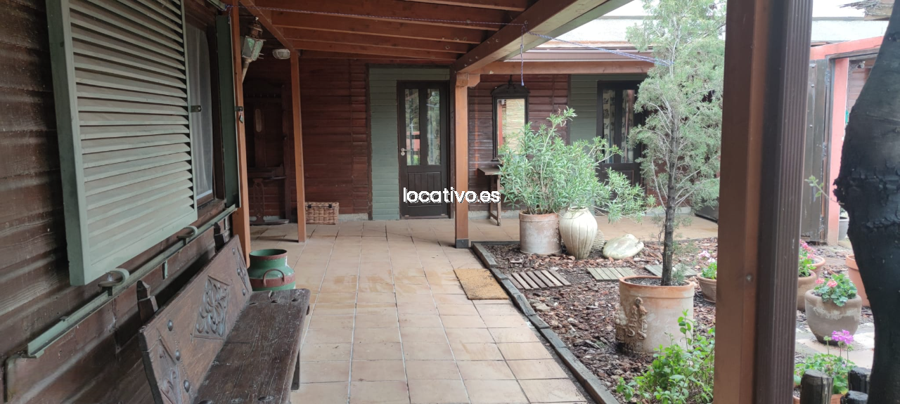 3 bedrooms House in Madrid, Spain No. 190347