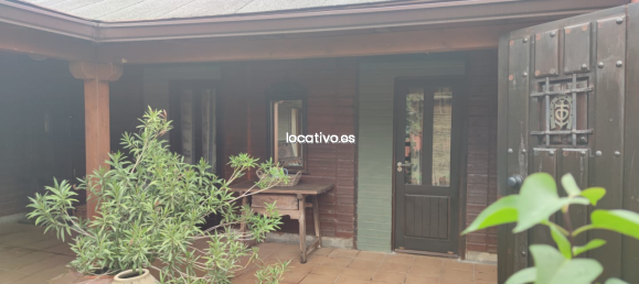 3 bedrooms House in Madrid, Spain No. 190347 2