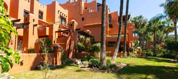 Apartamento de 3 dormitorios en Marbella, Spain No. 155571 20