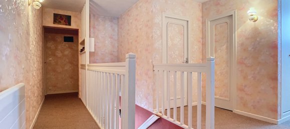 Casa de 5 dormitorios en Montmirail, France No. 55855 21