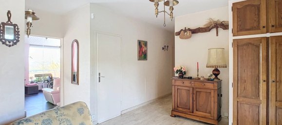 Casa de 5 dormitorios en Montmirail, France No. 55855 11